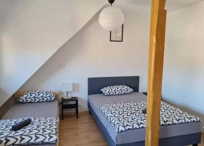 Monteurwohnung - Nordstadt - L8 בית הארחה 3*