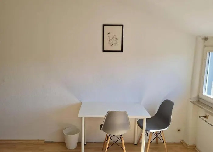 Monteurwohnung - Nordstadt - L8 3* פורצהיים